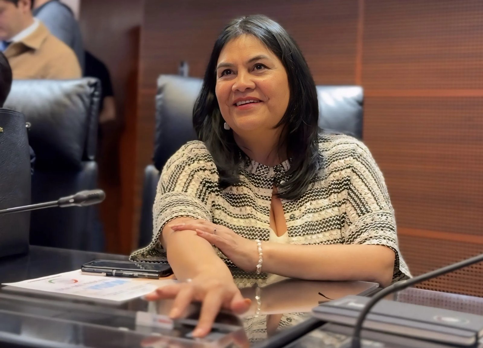CHAVIRA LLAMA A REEDUCAR AL PODER: “FUNCIONARIOS DEBEN TOMAR CURSOS DE MASCULINIDAD”
