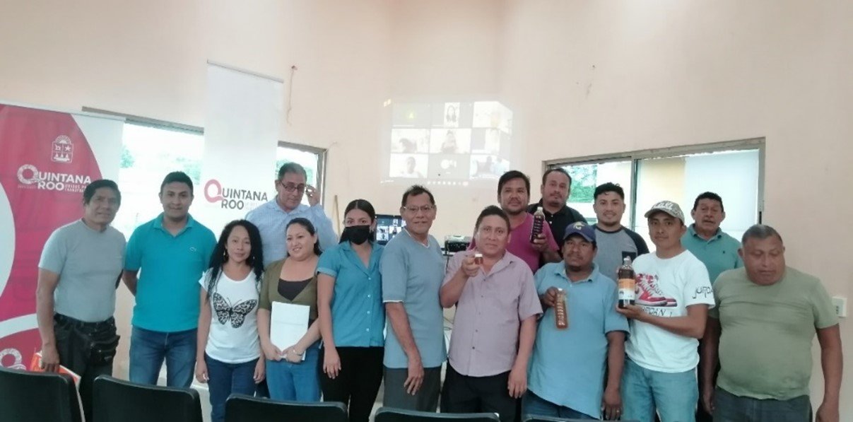 SEDE FORTALECE VÍNCULO COMERCIAL DE PRODUCTORES DE MIEL DE JOSÉ MARÍA MORELOS