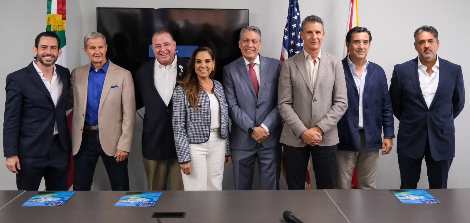 ANTE MIEMBROS DE LA ORLANDO CHAMBER OF COMMERCE, MARA LEZAMA PRESENTA EL DISTRITO FINANCIERO Y TECNOLÓGICO DE CANCÚN