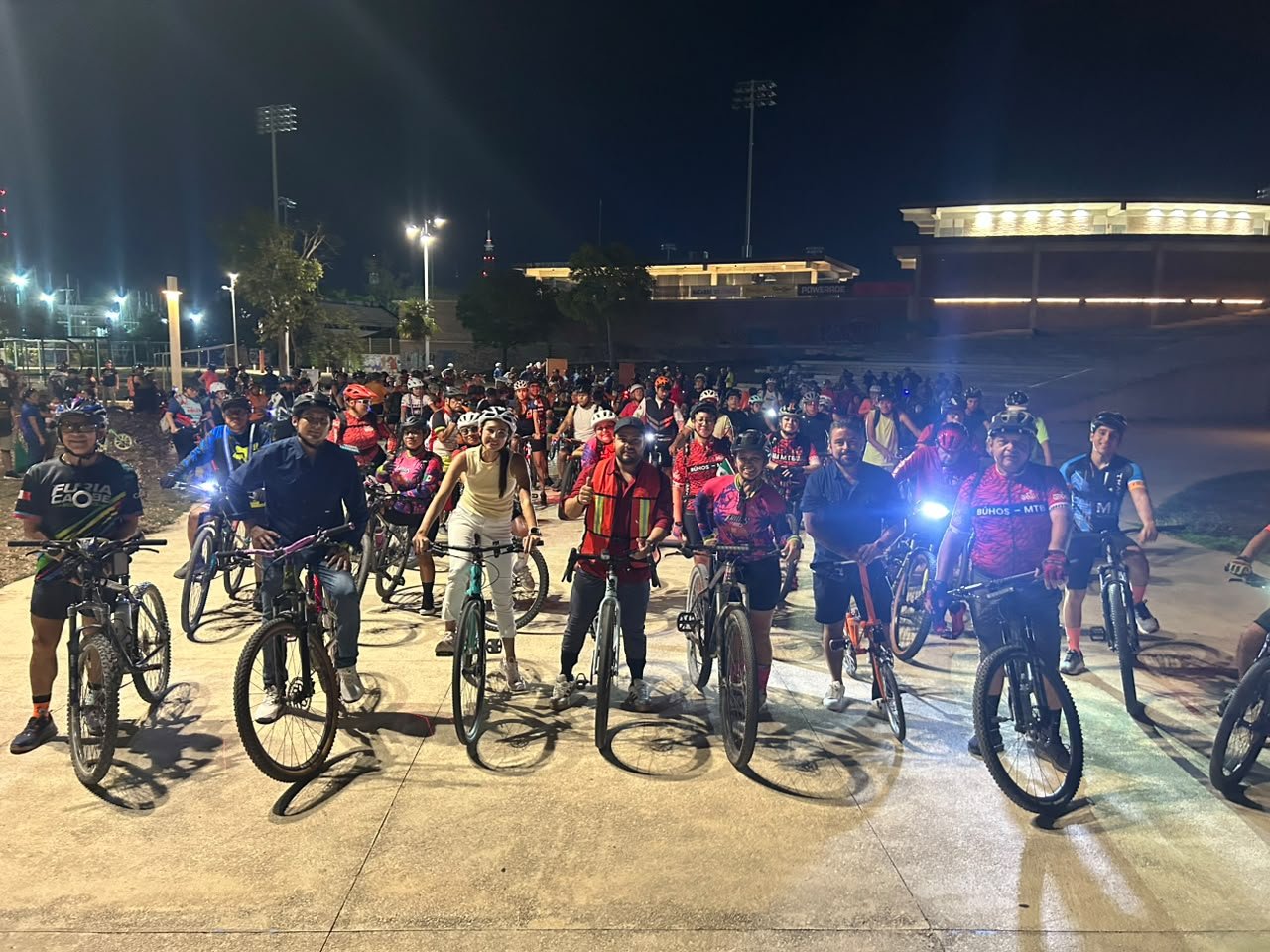 MÁS DE 200 PERSONAS PARTICIPARON EN “RODANDO CANCÚN”, POR DÍA MUNDIAL SIN AUTOMÓVIL