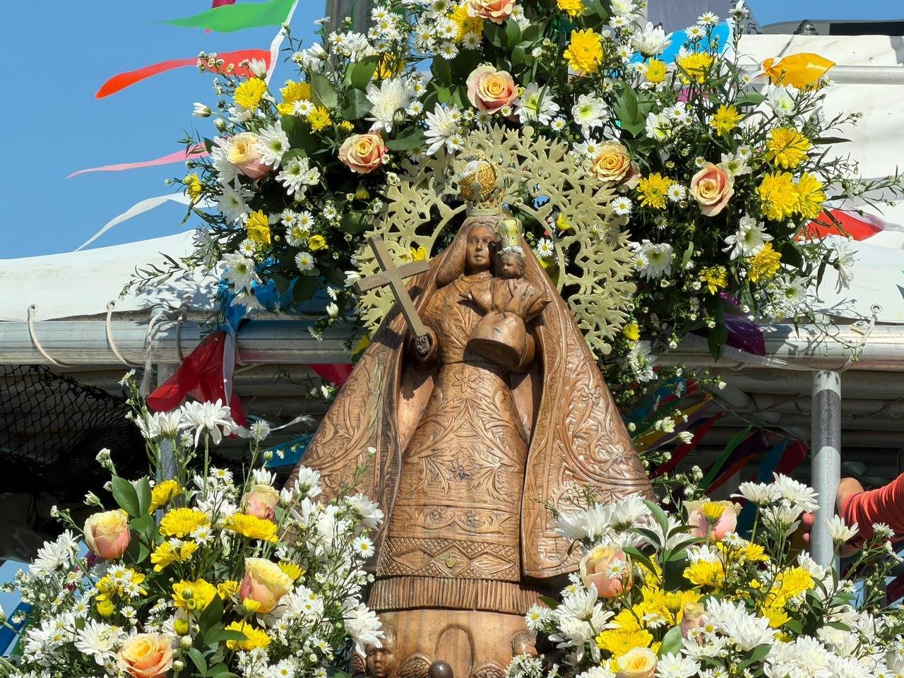 ISLA MUJERES FORTALECE SUS TRADICIONES CON LA XXVII PROCESIÓN MARÍTIMA HACIA ISLA CONTOY