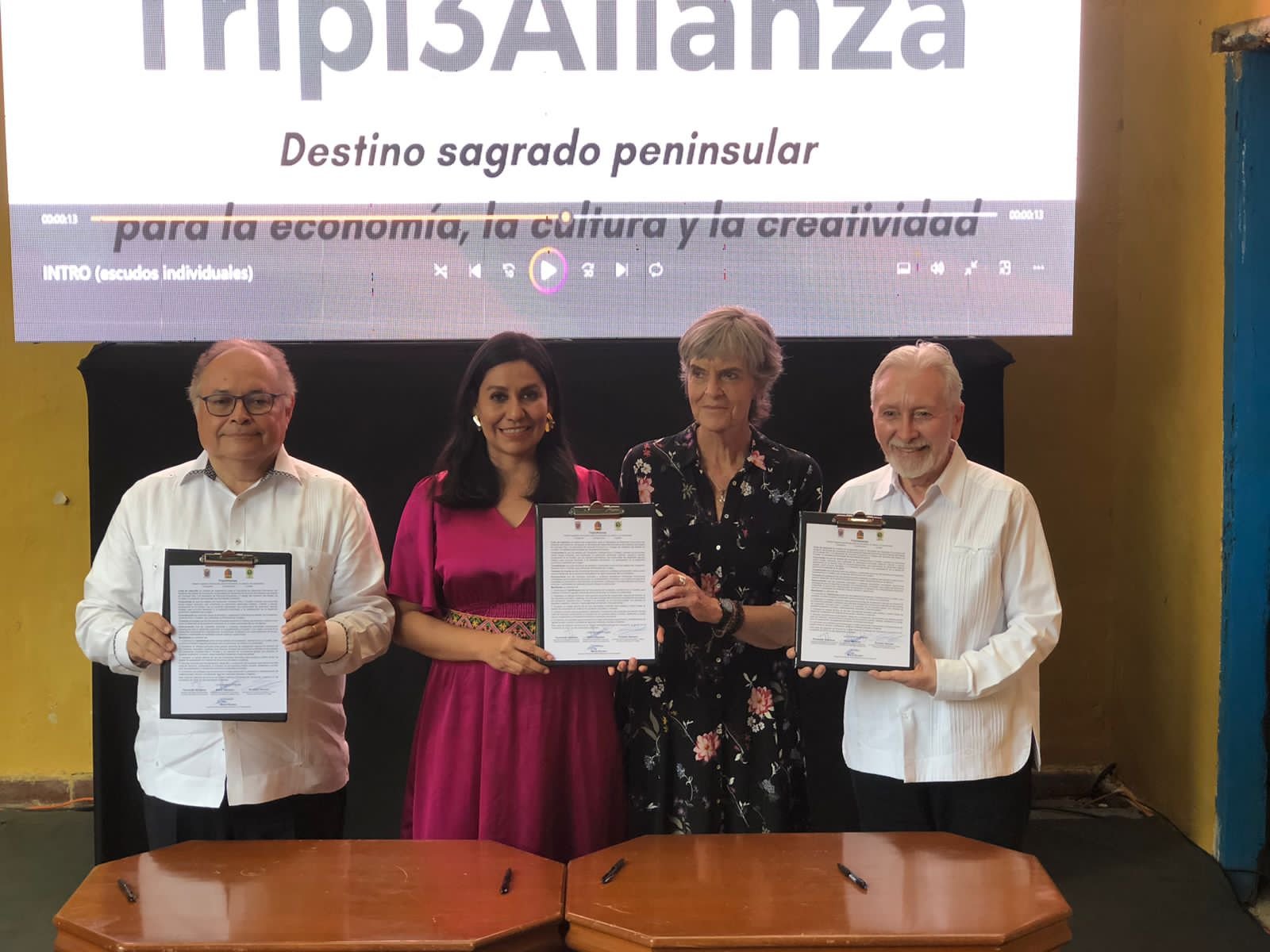 “FORMALIZAMOS UNA CARTA DE INTENCIÓN PARA FORMAR UNA TRIPLE ALIANZA ENTRE LOS ESTADOS DE QUINTANA ROO, CAMPECHE Y YUCATÁN”