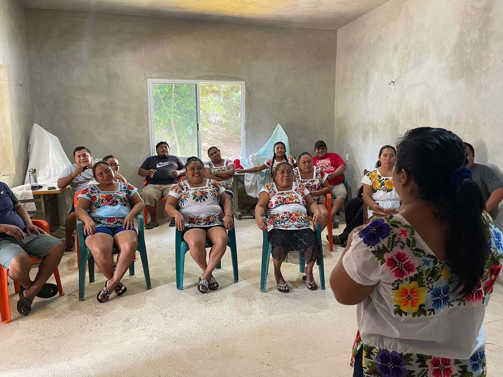 GOBIERNO DE QUINTANA ROO PROMUEVE LA CAPACITACIÓN EN GESTIÓN Y FINANZAS PERSONALES A COMUNIDADES ORIGINARIAS