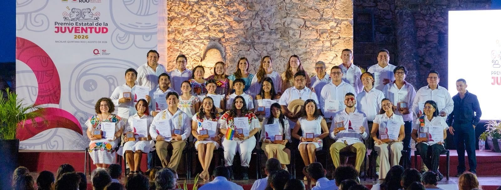 RECONOCE MARA LEZAMA EL TALENTO Y LA APORTACIÓN JUVENIL AL DESARROLLO DE QUINTANA ROO CON PREMIO ESTATAL DE LA JUVENTUD