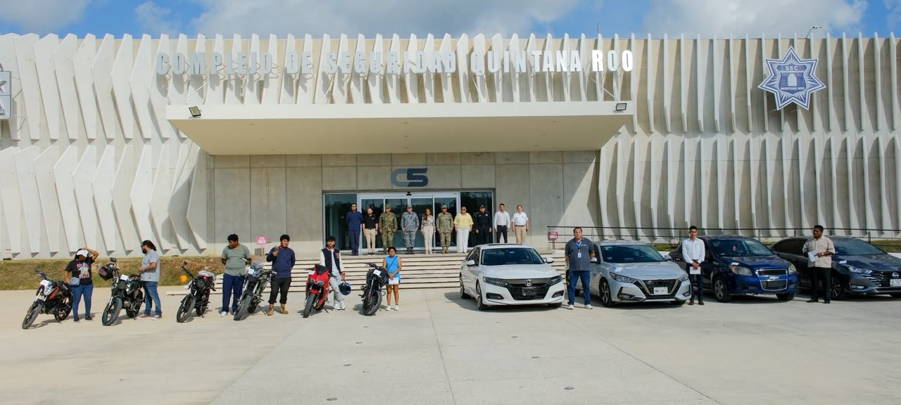 ENTREGA MARA LEZAMA 10 VEHÍCULOS RECUPERADOS POR LAS CORPORACIONES DE SEGURIDAD, EN EL C5