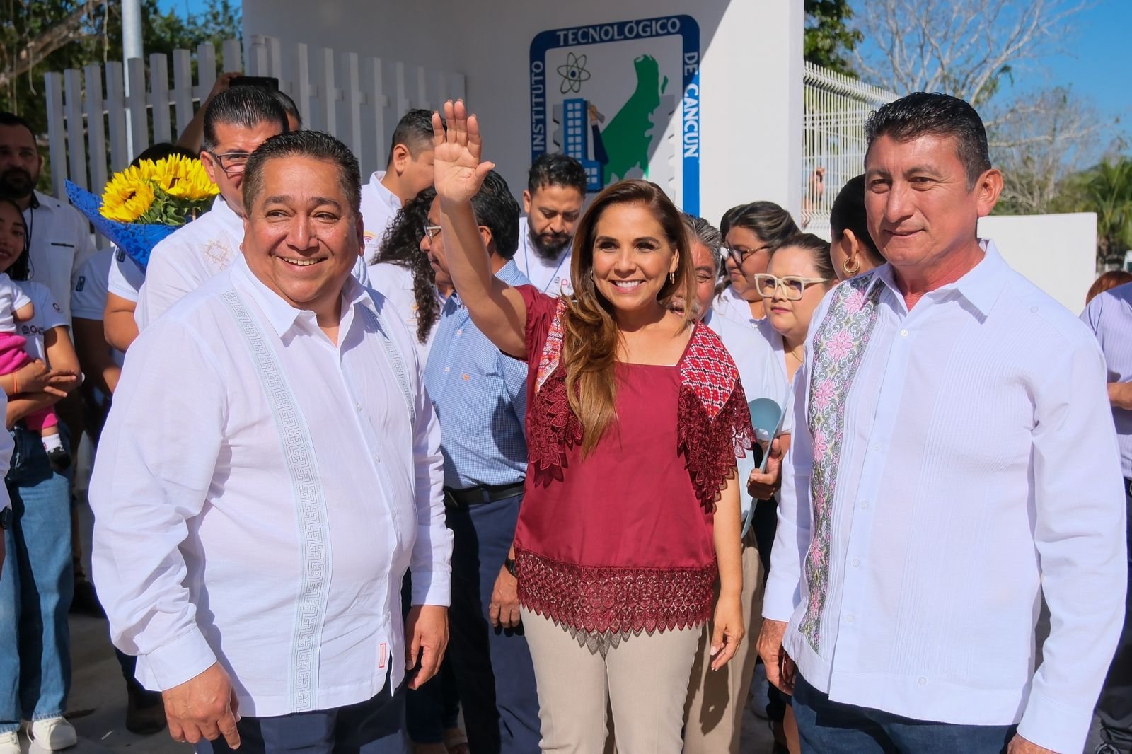 ABRE MARA LEZAMA ESPACIOS PARA QUE MÁS JÓVENES TENGAN UNA CARRERA PROFESIONAL EN QUINTANA ROO