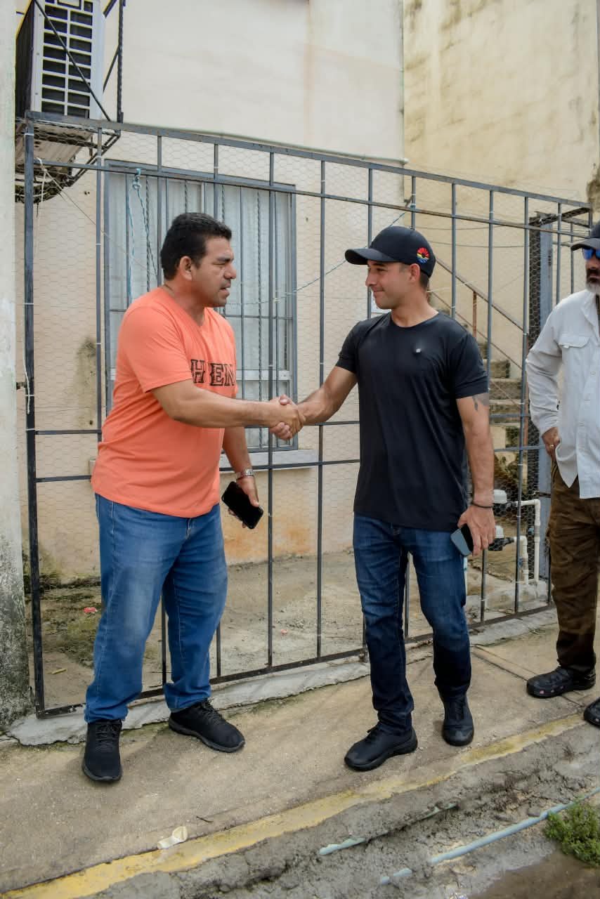 PABLO GUTIÉRREZ ENCABEZA OPERATIVO PARA ATENDER AFECTACIONES TRAS LLUVIAS EN CANCÚN