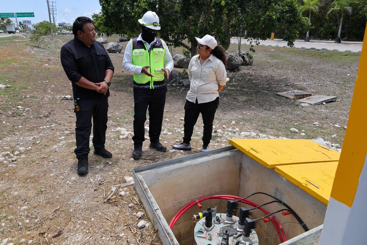 SUPERVISAN AVANCES EN INSTALACIÓN DE CABLEADO SUBTERRÁNEO EN EL BOULEVARD COLOSIO