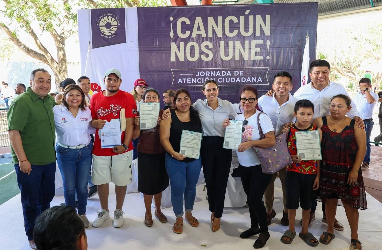 PROMUEVE ANA PATY PERALTA DEMOCRACIA Y PARTICIPACIÓN CIUDADANA EN COMITÉS VECINALES