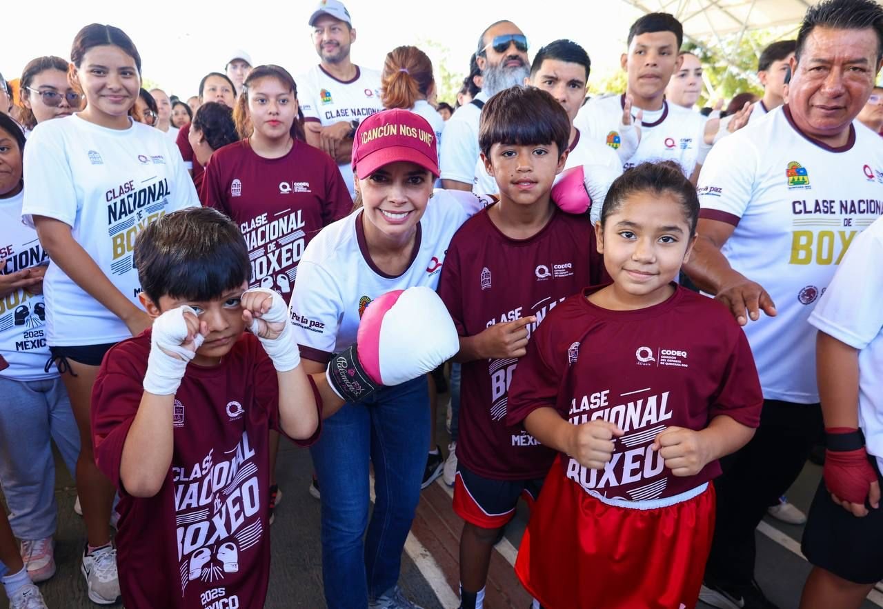 MÁS DE MIL CANCUNENSES PARTICIPARON EN LA CLASE NACIONAL “BOXEANDO POR LA PAZ”