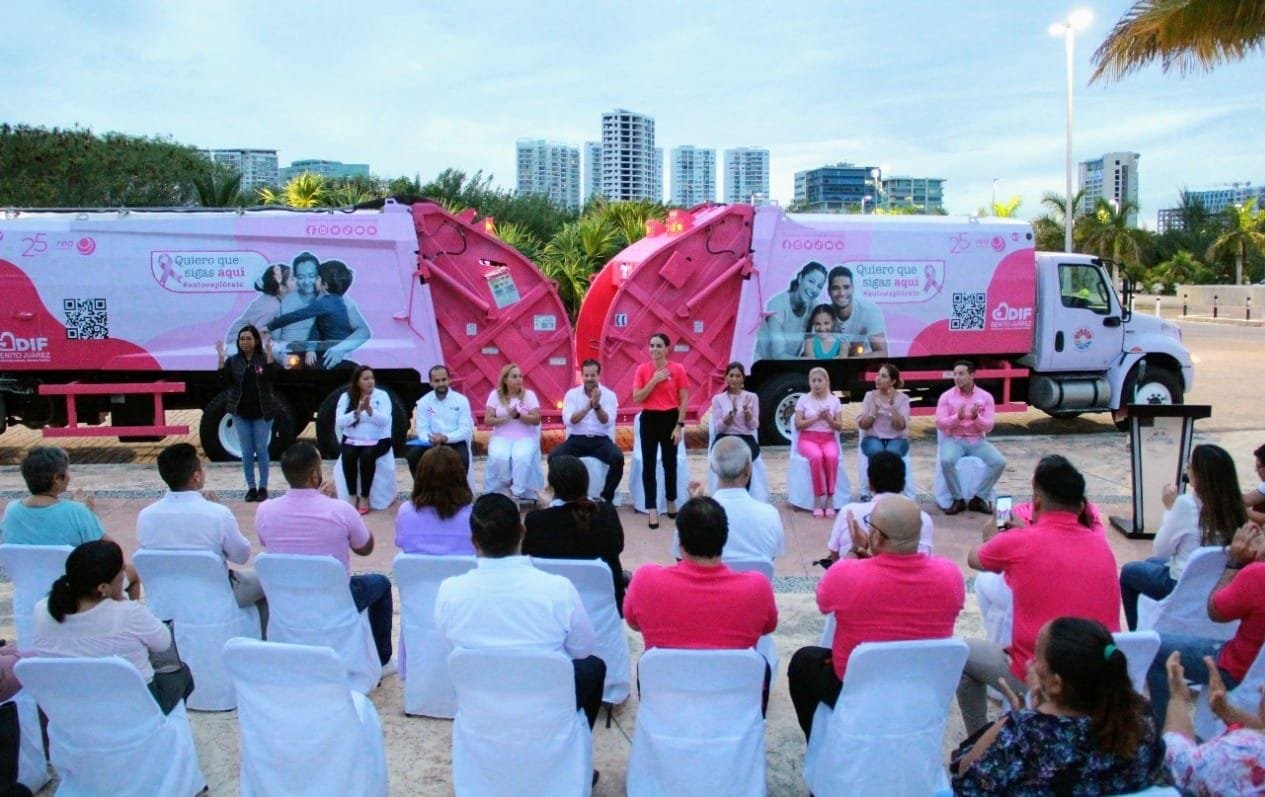 CANCÚN ROSA CON RED AMBIENTAL