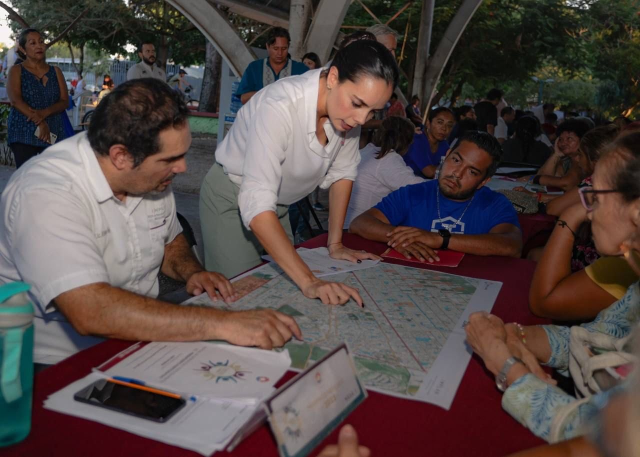 CIUDADANÍA CANCUNENSE AL MANDO, ANA PATY PERALTA ESCUCHA A LA COMUNIDAD EN LA TOMA DE DECISIONES