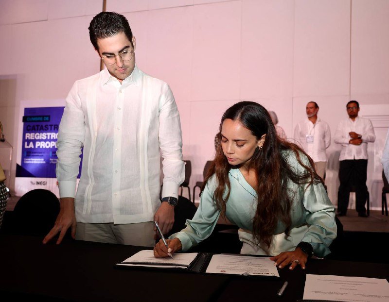 SIGNA ANA PATRICIA PERALTA CONVENIO DE COLABORACIÓN CATASTRAL PARA MÁS CERTEZA JURÍDICA