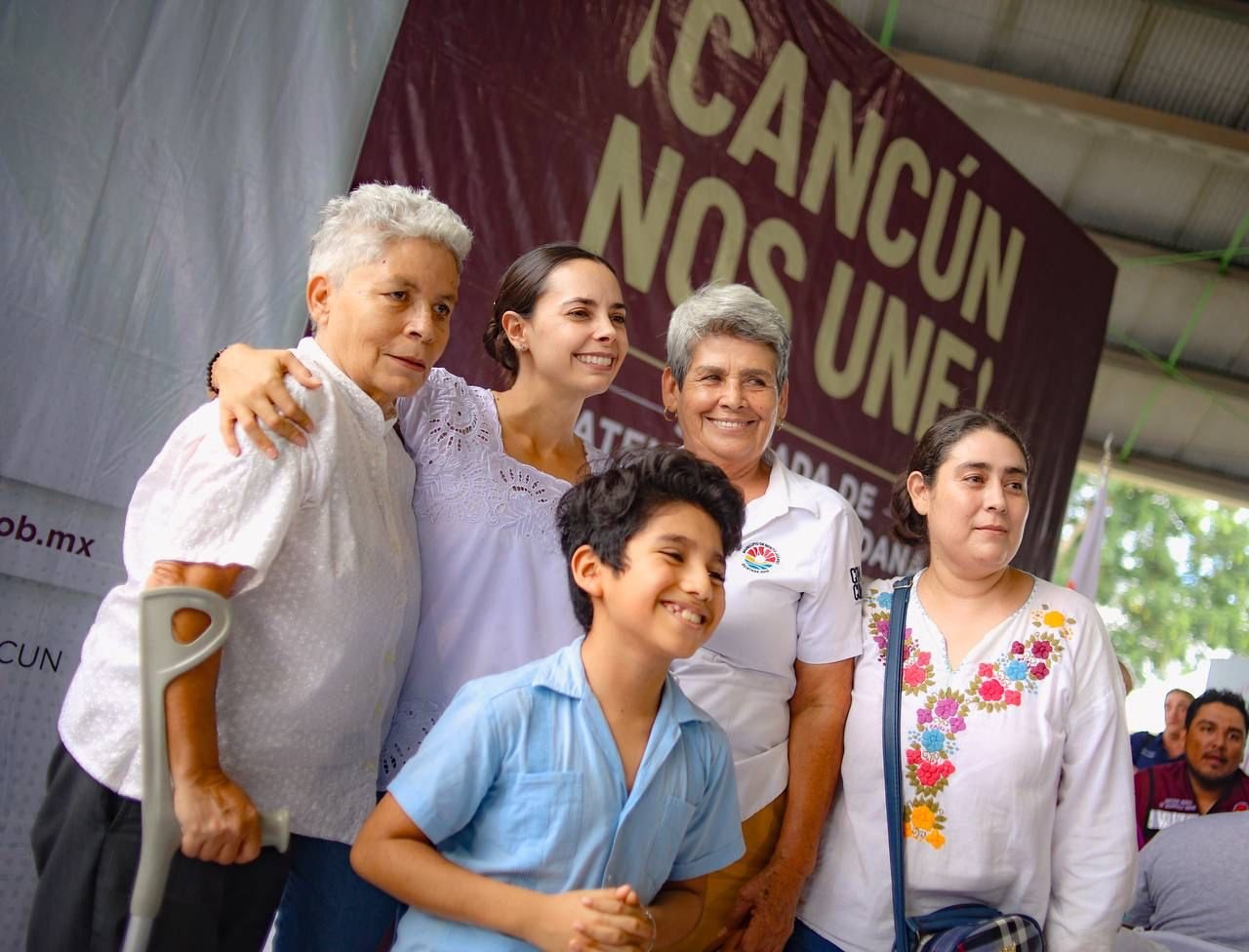 ANA PATY PERALTA REALIZA GESTIONES COMUNITARIAS EN JORNADAS DE ATENCIÓN CIUDADANA “¡CANCÚN NOS UNE!”