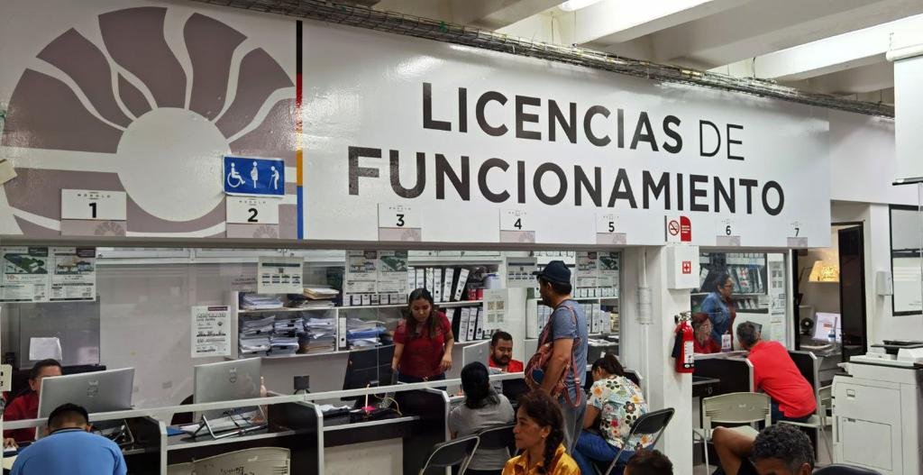 FACILITAMOS TRÁMITES PARA LOS EMPRESARIOS CANCUNENSES: ANA PATRICIA PERALTA