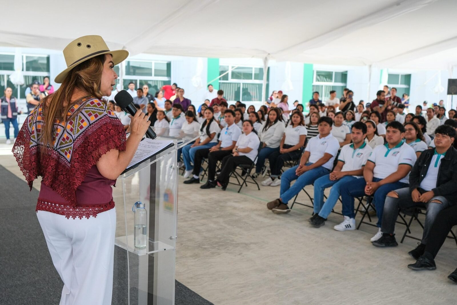 INAUGURA MARA LEZAMA LA UNIVERSIDAD TECNOLÓGICA DE TULUM, PRIMERA INSTITUCIÓN DE EDUCACIÓN SUPERIOR PÚBLICA