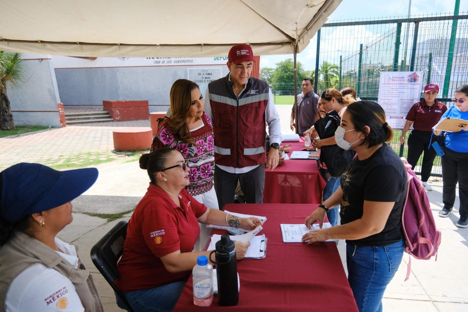 MARA LEZAMA ACOMPAÑA A FAMILIAS EN EL ARRANQUE DEL REGISTRO DEL PROGRAMA VIVIENDA PARA EL BIENESTAR DEL CONAVI EN CANCÚN