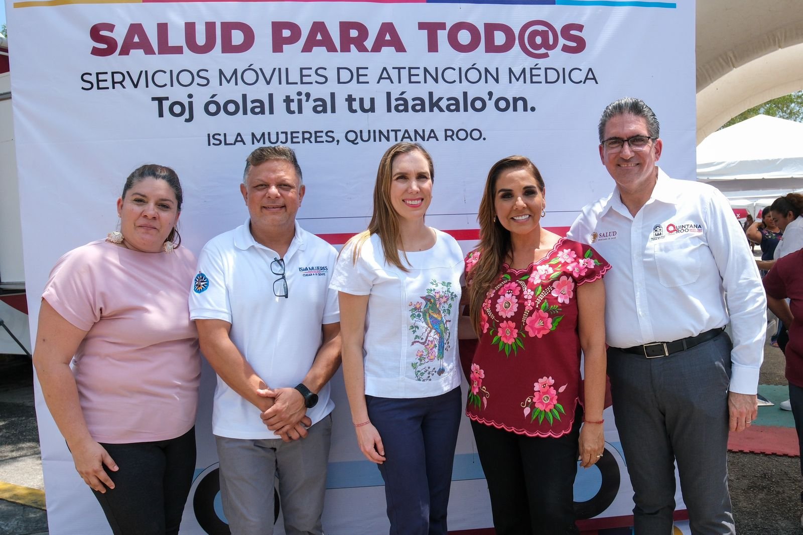 SUPERVISA MARA LEZAMA LOS SERVICIOS DE LAS CARAVANAS “SALUD PARA TODOS” EN ISLA MUJERES