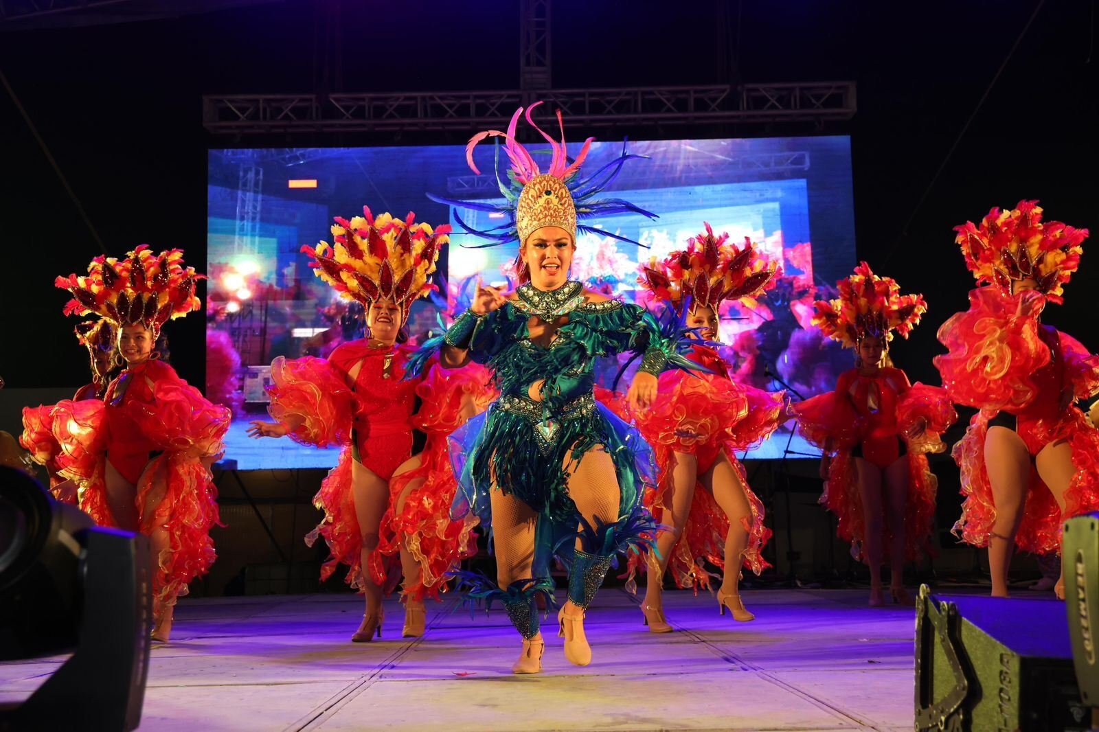 CIERRA CON ÉXITO EL CARNAVAL “FANTASÍA TROPICAL 2024” EN LA ZONA CONTINENTAL DE ISLA MUJERES