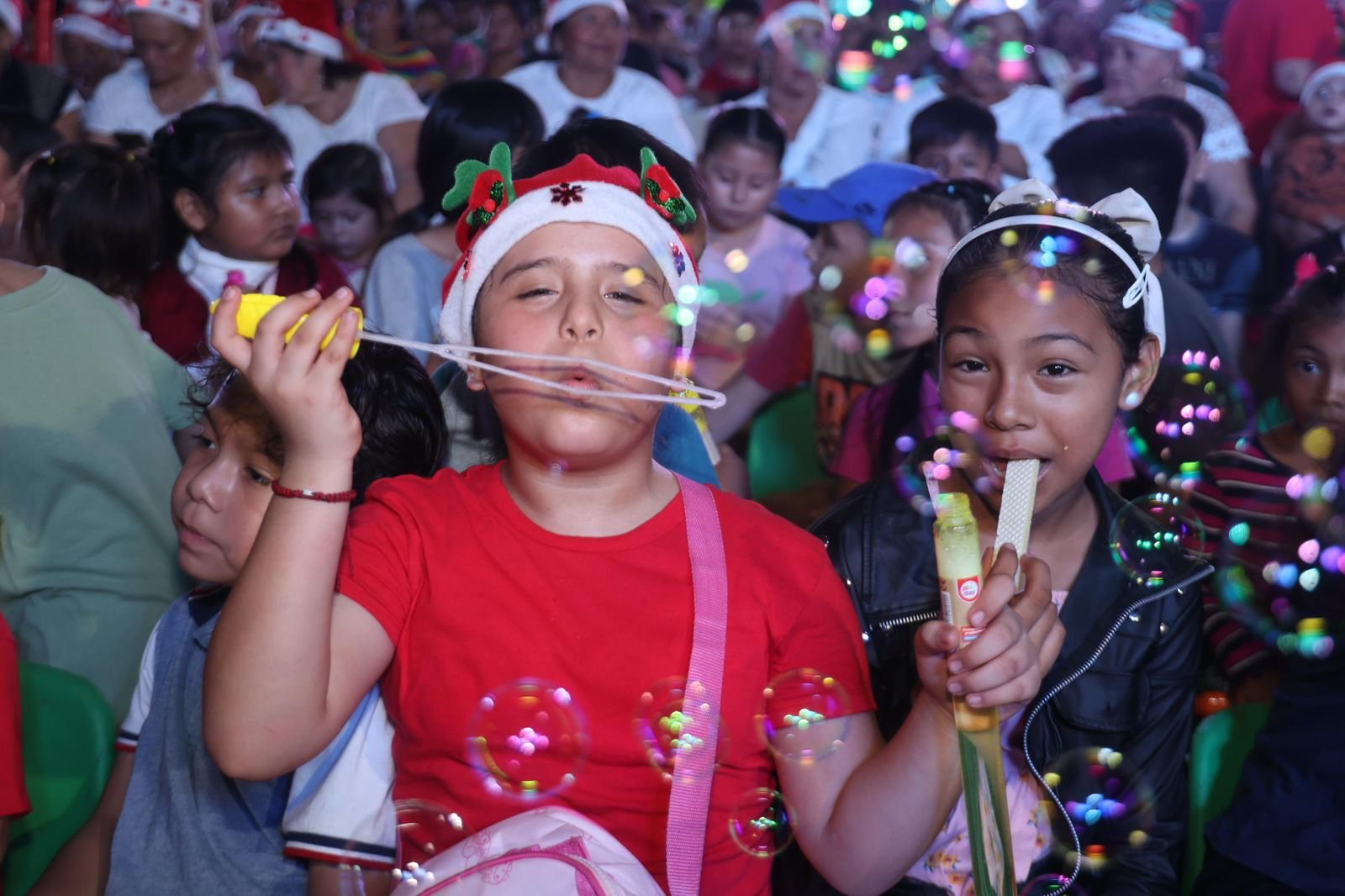 GOBIERNO DE ISLA MUJERES IMPULSA LA CONVIVENCIA Y LAS TRADICIONES CON EL PRIMER CONCURSO DE VILLANCICOS EN CIUDAD MUJERES