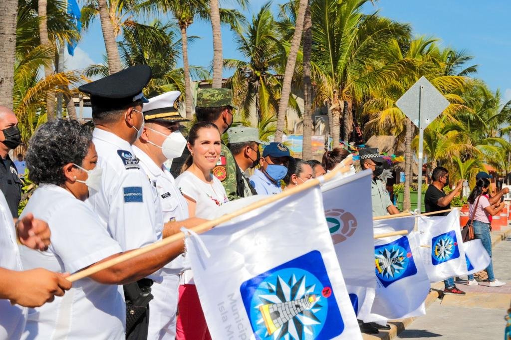 ATENEA GÓMEZ RICALDE DA BANDERAZO DEL OPERATIVO VERANO SEGURO 2022