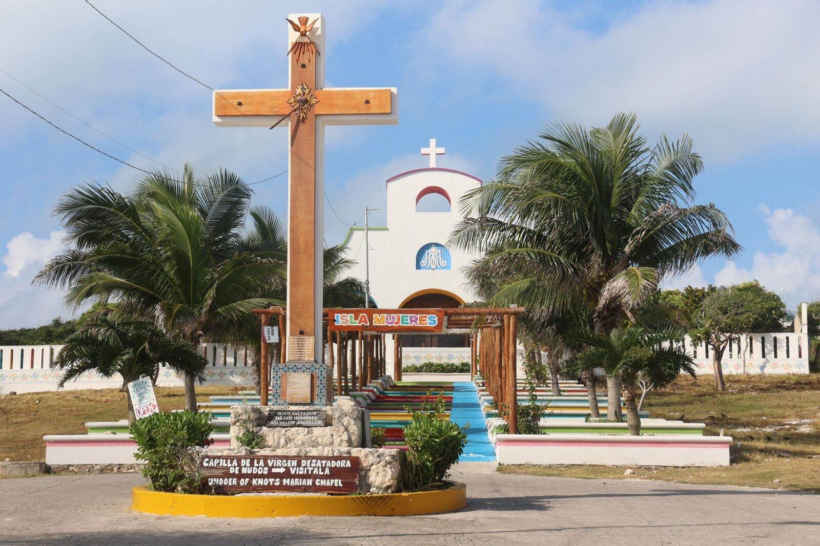 GOBIERNO MUNICIPAL REFUERZA TRABAJOS DE LIMPIEZA Y MANTENIMIENTO GENERAL EN LOS PANTEONES MUNICIPALES