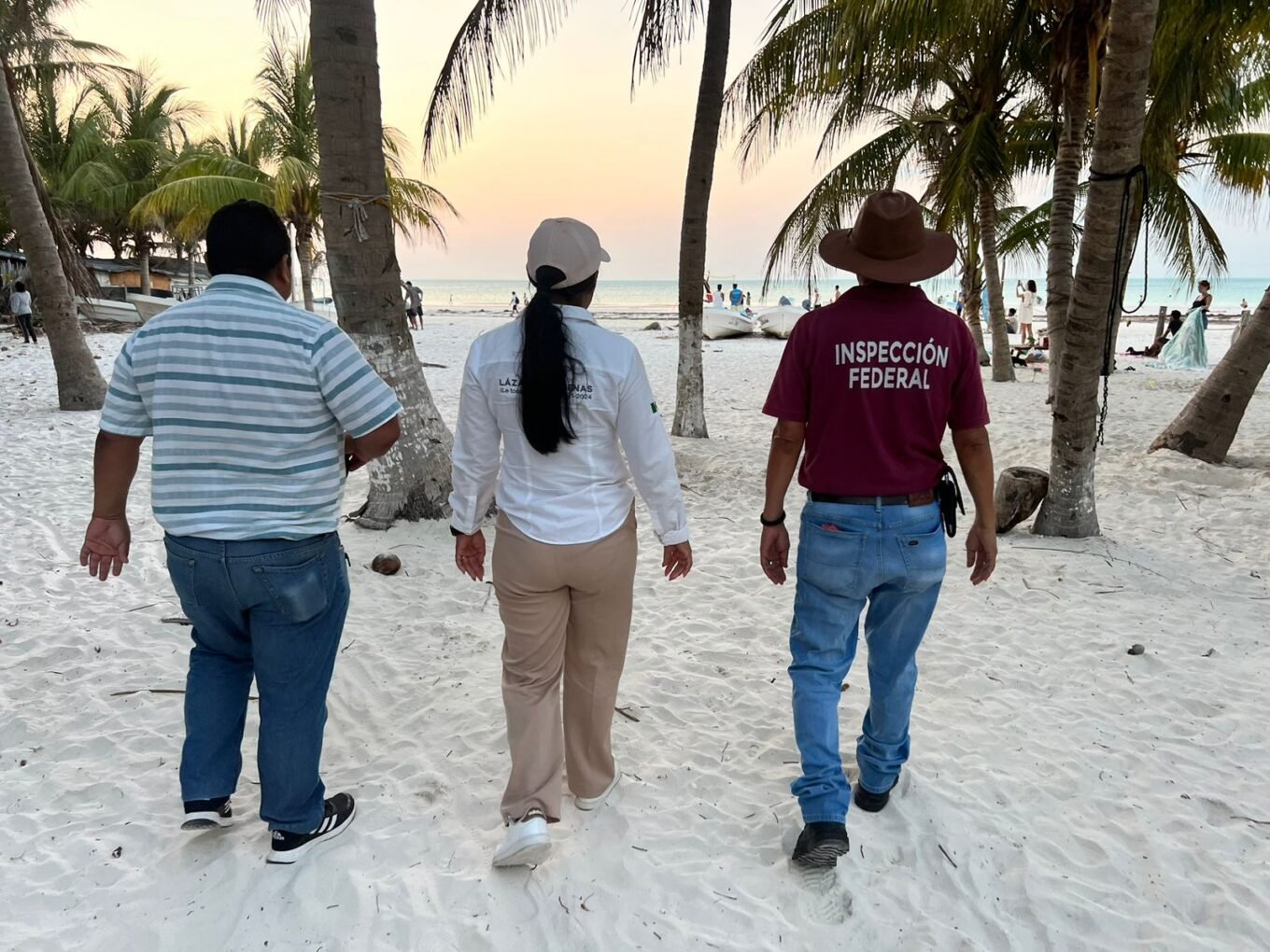 SUPERVISAN CUMPLIMIENTO DE NORMATIVIDAD ZOFEMAT EN HOLBOX