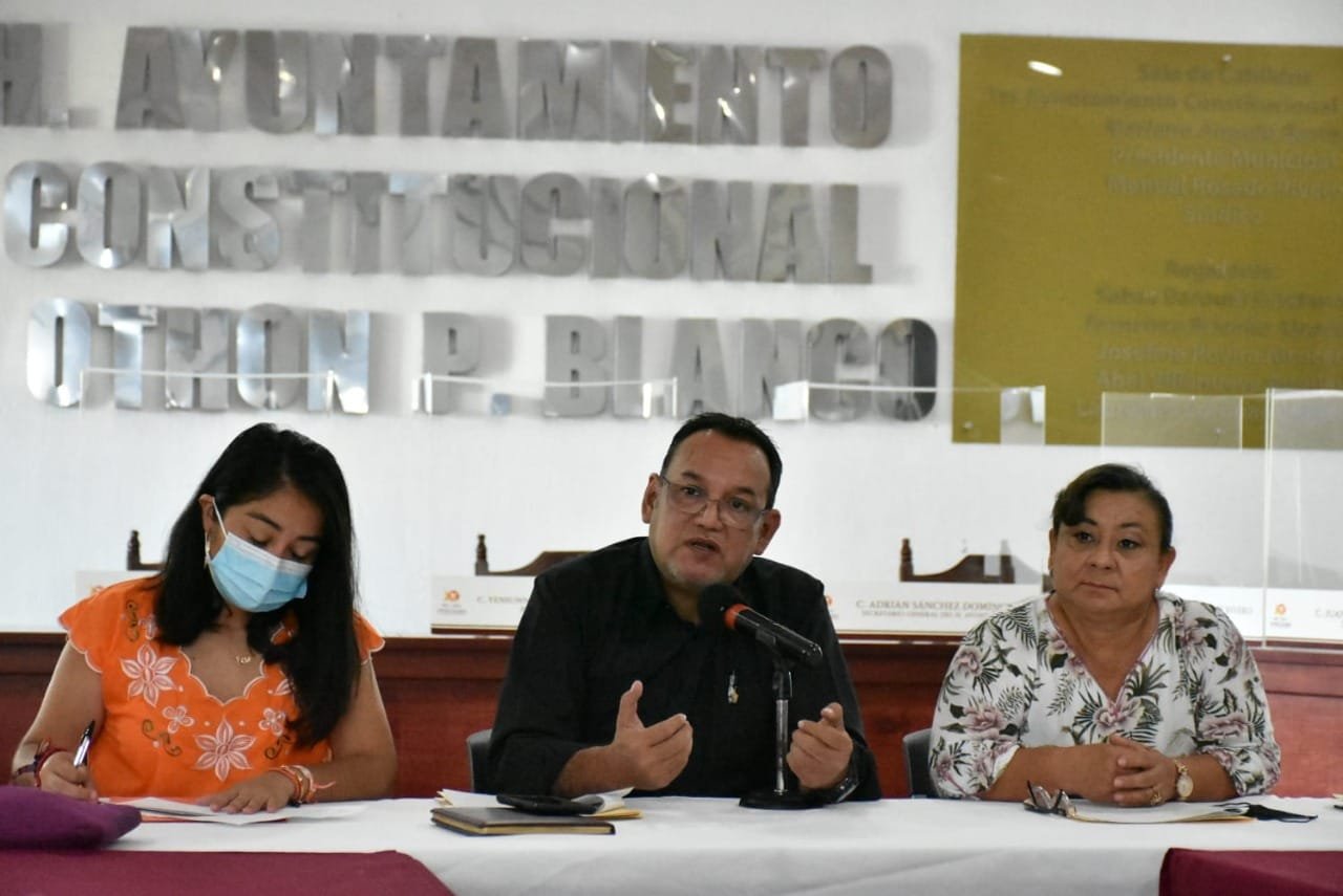 COMISIÓN DE RASTROS, MERCADOS, FUNERARIAS Y PANTEONES, RECIBE A VECINOS DE RESIDENCIAL SANTA ELENA PARA ESCUCHAR SUS PROBLEMÁTICAS