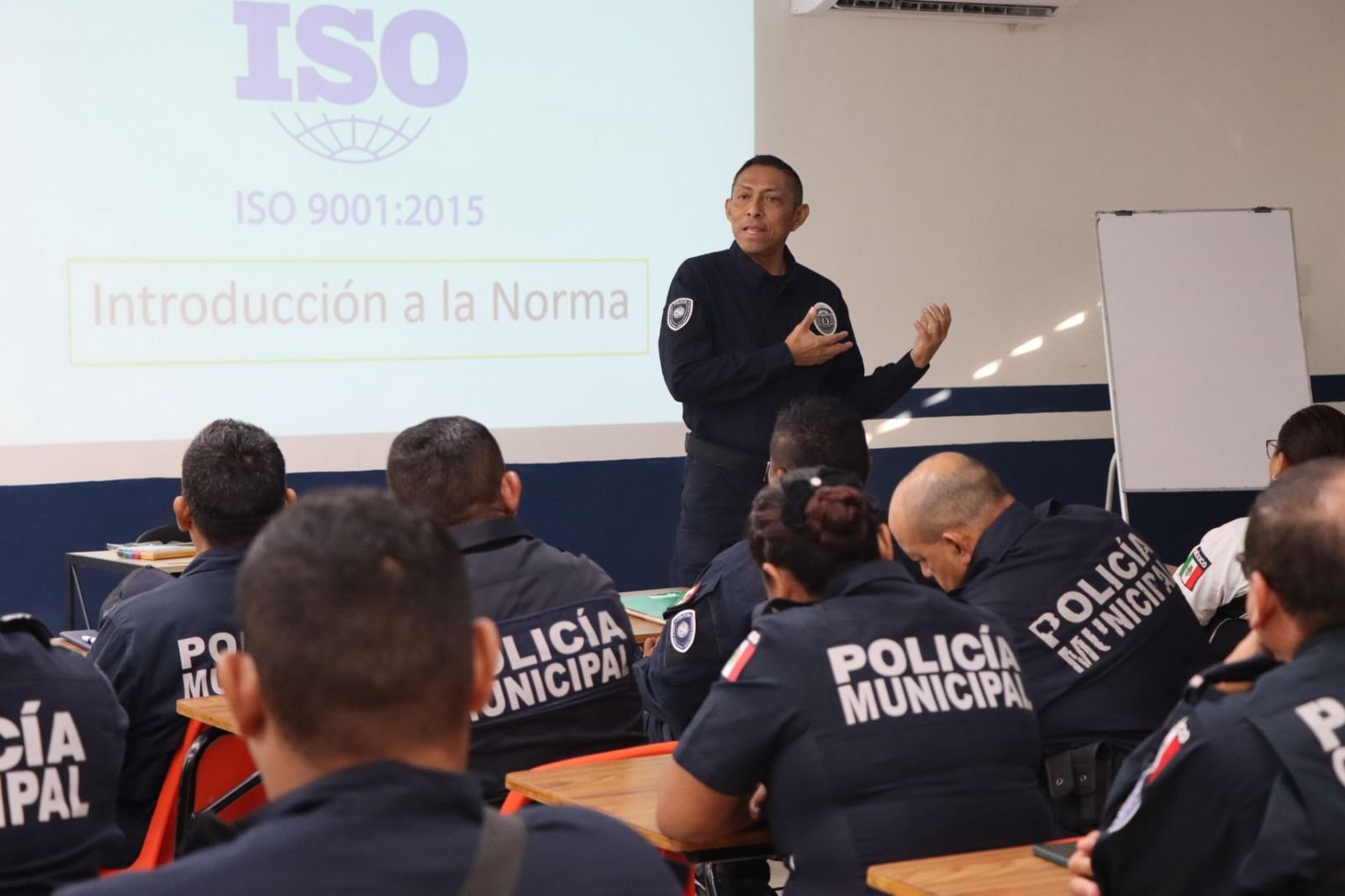 CON ESTEFANÍA MERCADO, PLAYA DEL CARMEN LOGRA LA CAPACITACIÓN TOTAL DE SU POLICÍA Y FORTALECE LA CERCANÍA CON LA CIUDADANÍA