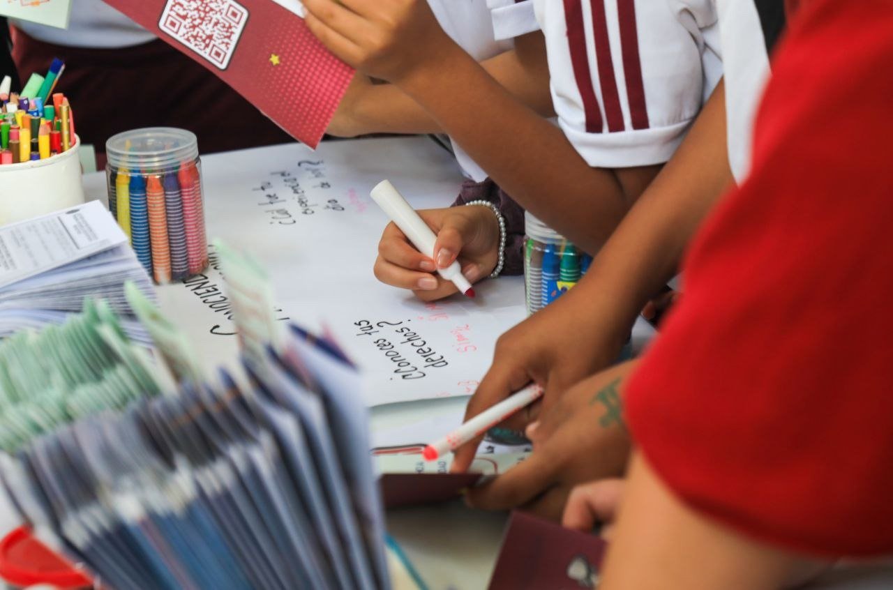 GOBIERNO DE SOLIDARIDAD LLEVA LA “FERIA CONOCIENDO MIS DERECHOS” A ESTUDIANTES DE LA SECUNDARIA TÉCNICA 33