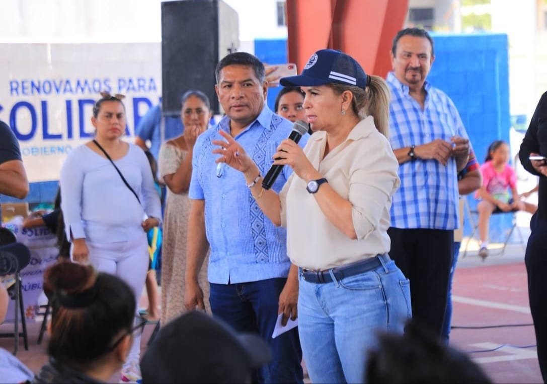 LILI CAMPOS ELEVA CALIDAD DE VIDA DE HABITANTES DE PUERTO AVENTURAS