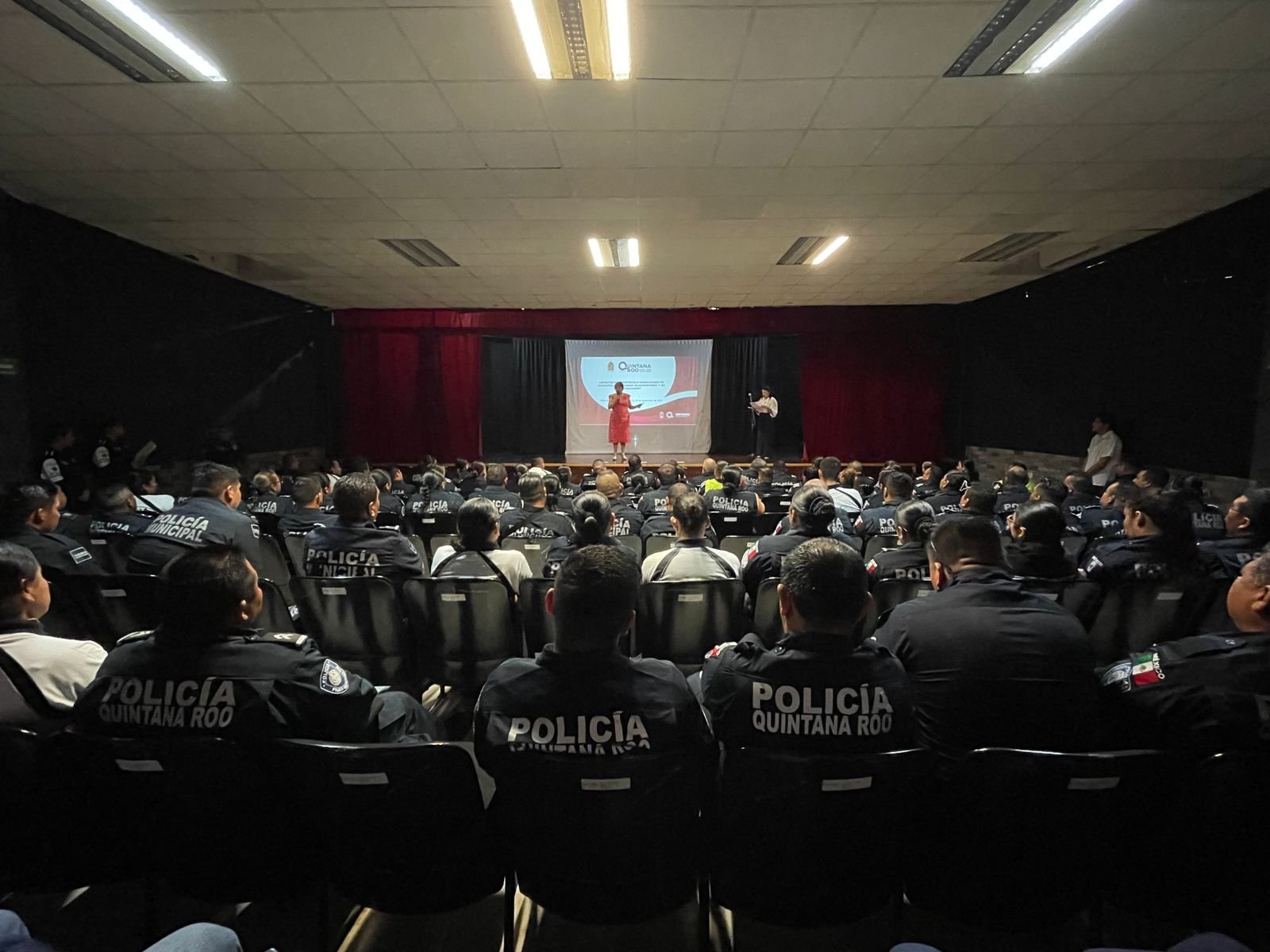LA POLICÍA MUNICIPAL DE SOLIDARIDAD SE CAPACITA EN BÚSQUEDA DE PERSONAS DESAPARECIDAS Y NO LOCALIZADAS