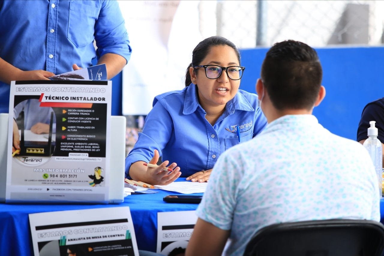 LA 14ª FERIA DEL EMPLEO OFERTÓ MÁS DE MIL 800 VACANTES EN VILLAS DEL SOL