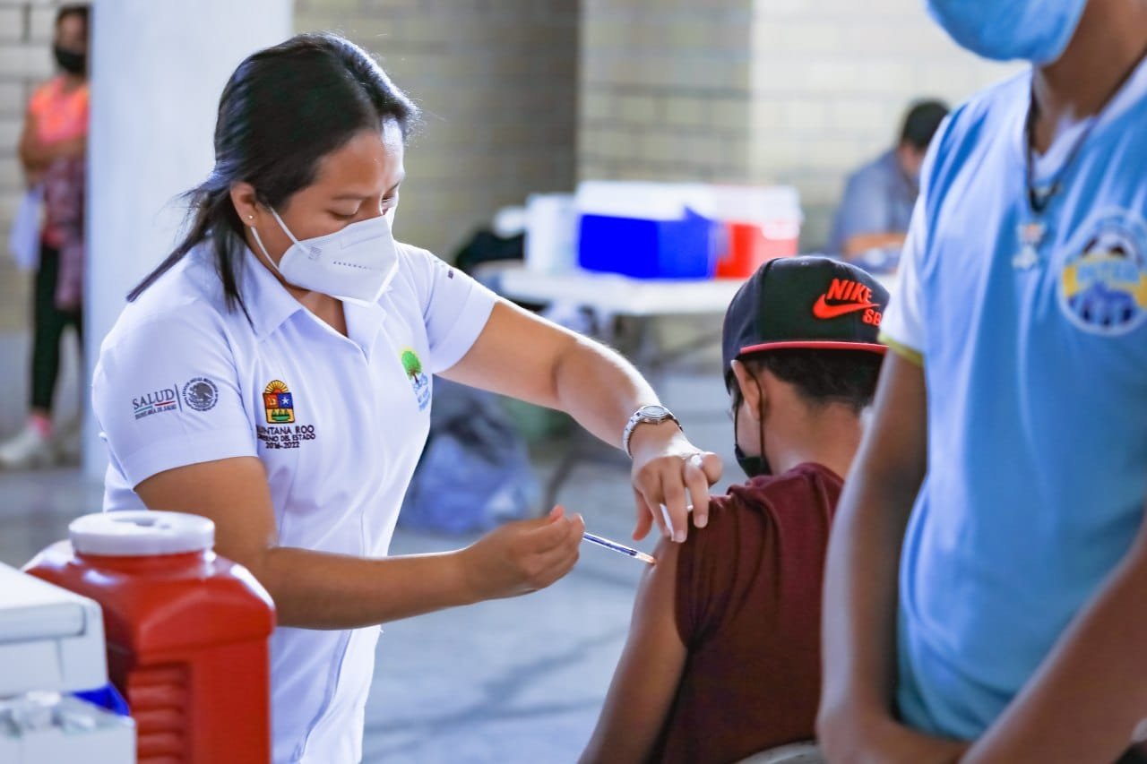 SE AMPLIARÁ EN SOLIDARIDAD VACUNACIÓN A MENORES DE EDAD