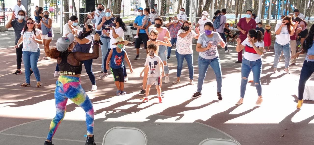 LLEVA EL DIF SOLIDARIDAD LAS BRIGADAS "RENOVANDO VIDAS" A VILLAS DEL SOL