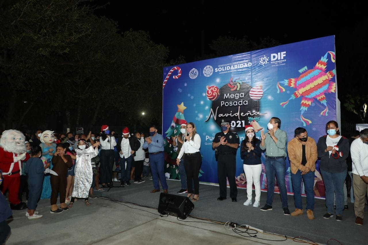 GOBIERNO DE SOLIDARIDAD Y EL DIF FESTEJAN LA NAVIDAD EN PUERTO AVENTURAS