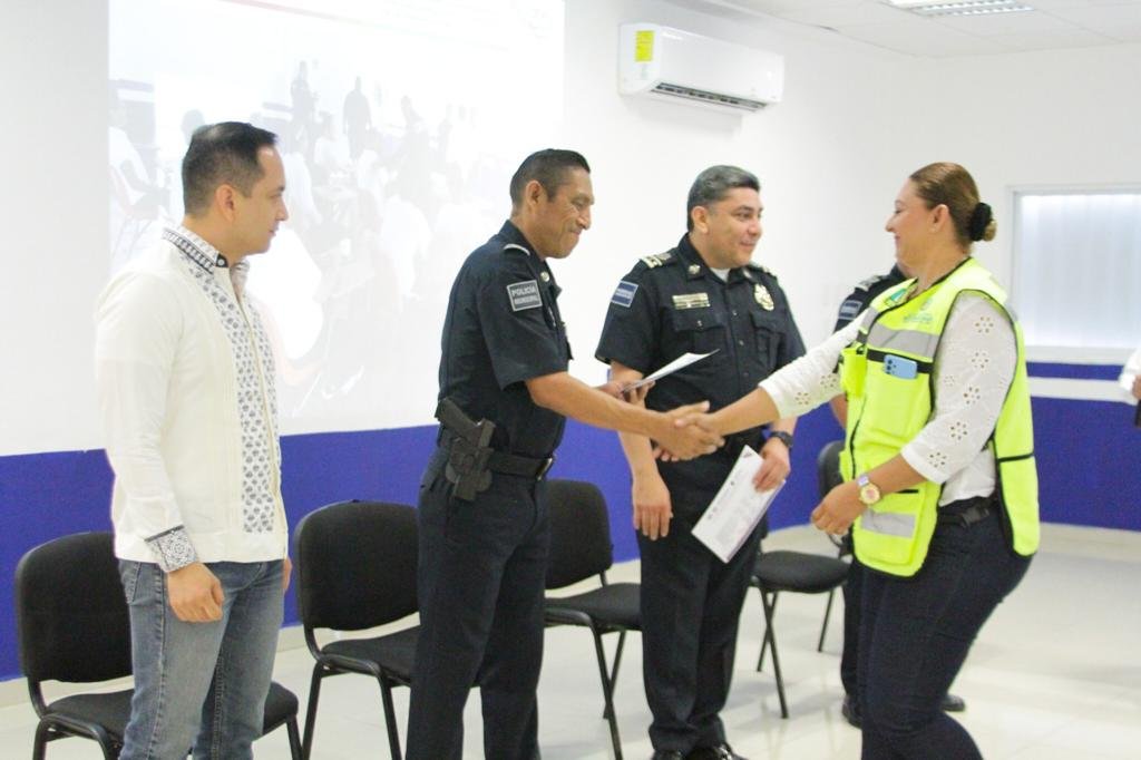 CAPACITAN EN SEGURIDAD A INSPECTORES DEL TRANSPORTE MUNICIPAL