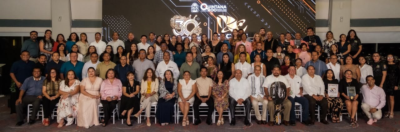 CELEBRA MARA LEZAMA CON CECYTE QUINTANA ROO 30 AÑOS DE FORMAR GENERACIONES PARA EL FUTURO