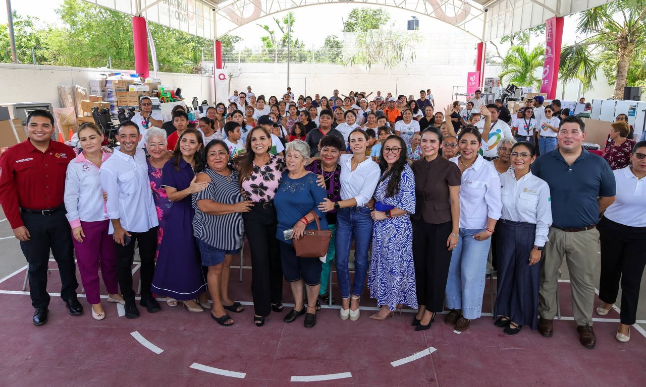 RECIBE ANA PATY PERALTA NUEVO EQUIPAMIENTO PARA AMPLIAR SERVICIOS A NIÑAS, NIÑOS Y JÓVENES EN LOS CDC DIF PILARES