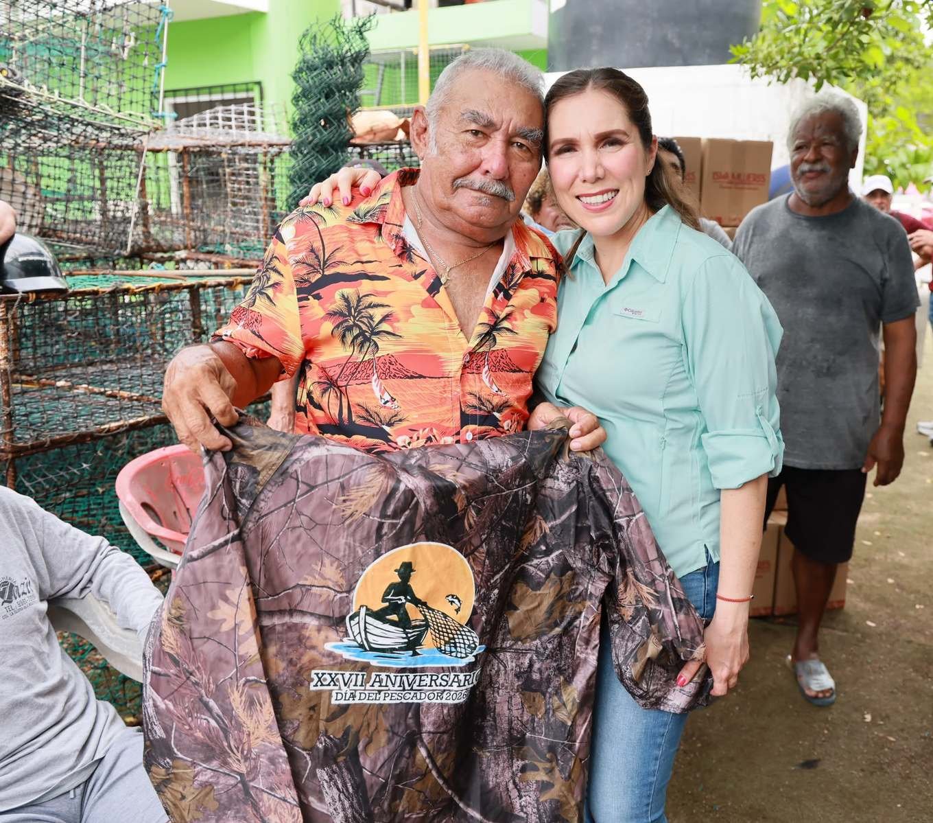ATENEA GÓMEZ FORTALECE APOYO A FAMILIAS PESCADORAS DURANTE LA TEMPORADA DE LLUVIAS