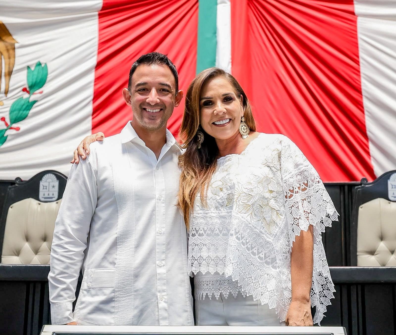 PABLO GUTIÉRREZ ENCABEZA REPRESENTACIÓN DE CANCÚN EN LA CONMEMORACIÓN DEL 52 ANIVERSARIO DE QUINTANA ROO