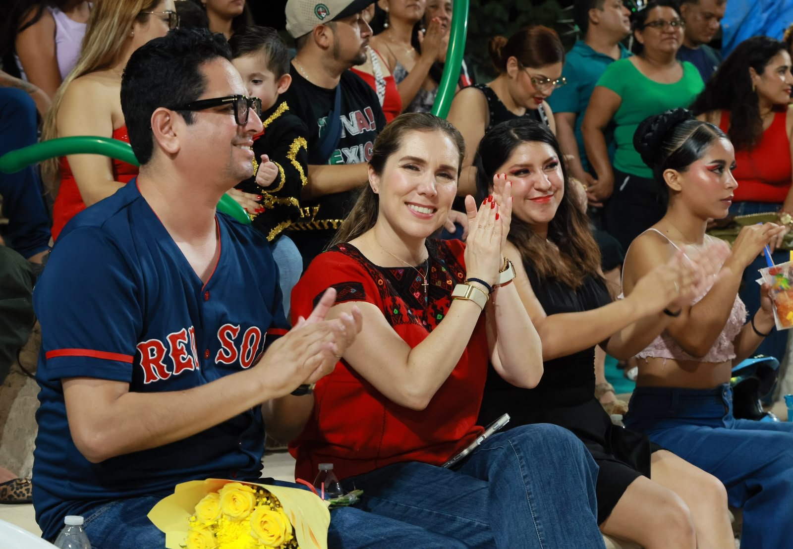 ATENEA GÓMEZ CELEBRA NOCHE MEXICANA JUNTO A LAS FAMILIAS DE CIUDAD MUJERES