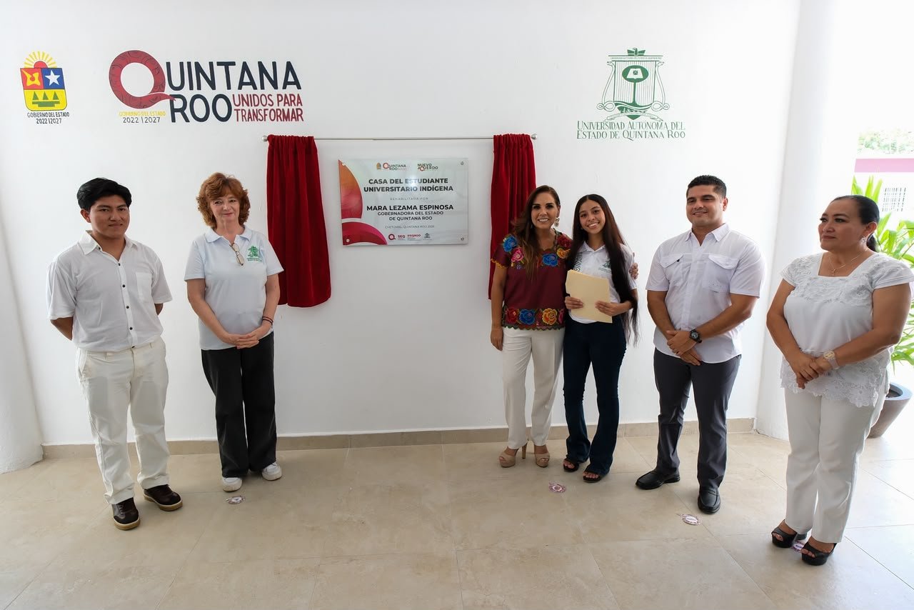 ENTREGA MARA LEZAMA CASA DEL ESTUDIANTE UNIVERSITARIO INDÍGENA CON CAPACIDAD PARA 100 JÓVENES DE QUINTANA ROO